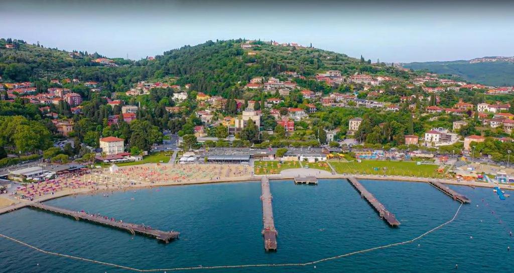 Apartma Jadran Portorož Extérieur photo